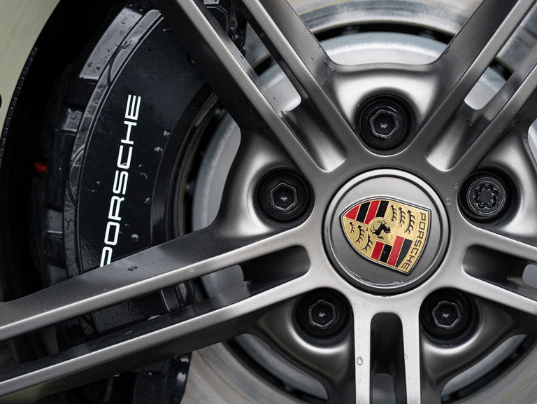 Porsche Taycan GTS