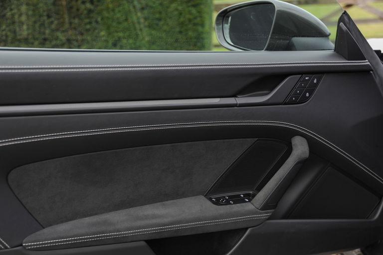 Porsche 992 Targa 4 GTS