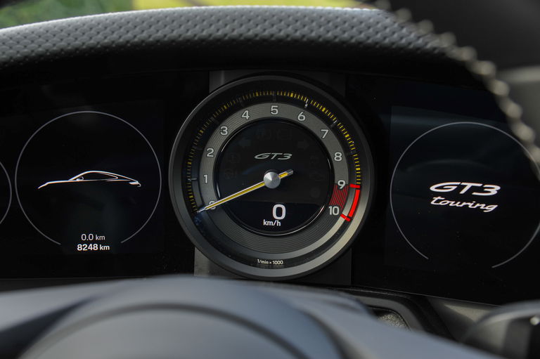 Porsche 992 GT3 Touring