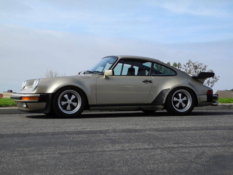 Porsche 911 Carrera 3.2 WTL