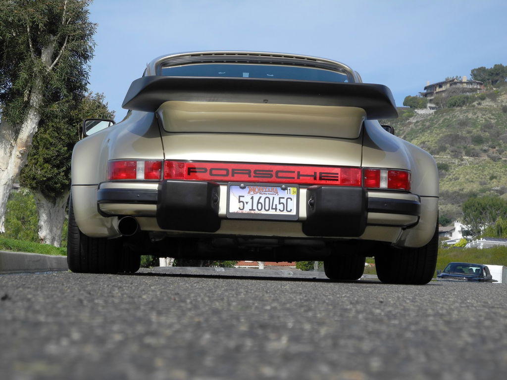 Porsche 911 Carrera 3.2 WTL