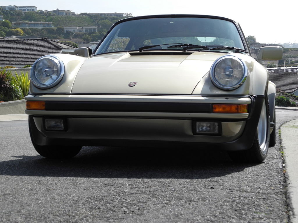 Porsche 911 Carrera 3.2 WTL