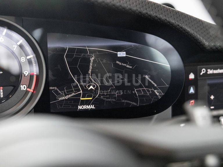 Porsche 992 GT3 Touring