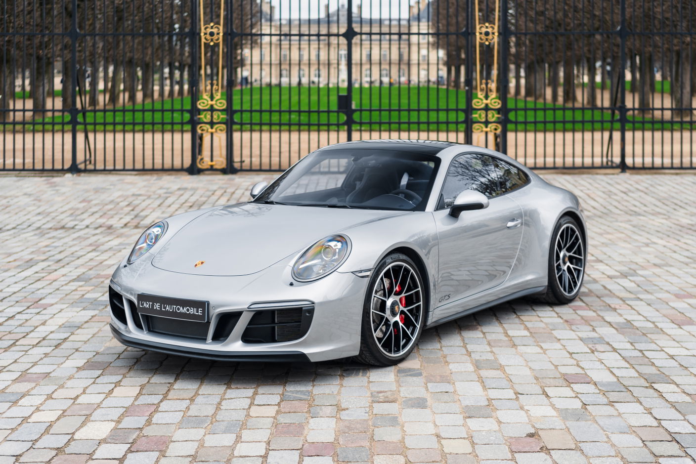 Porsche 991.2 Carrera GTS 2018 - elferspot.com - Marketplace for
