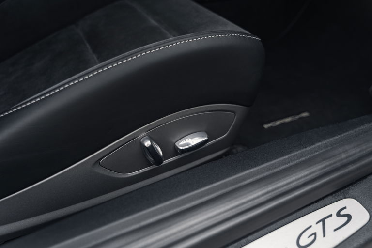 Porsche 991.2 Carrera GTS