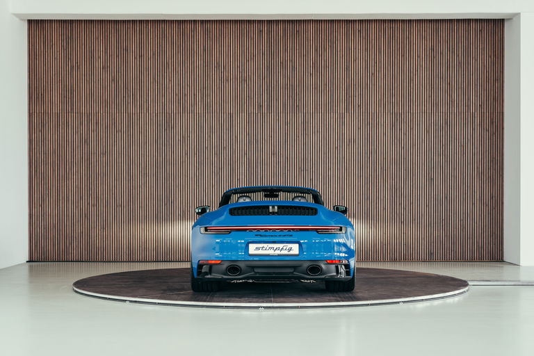 Porsche 992 Carrera 4 GTS