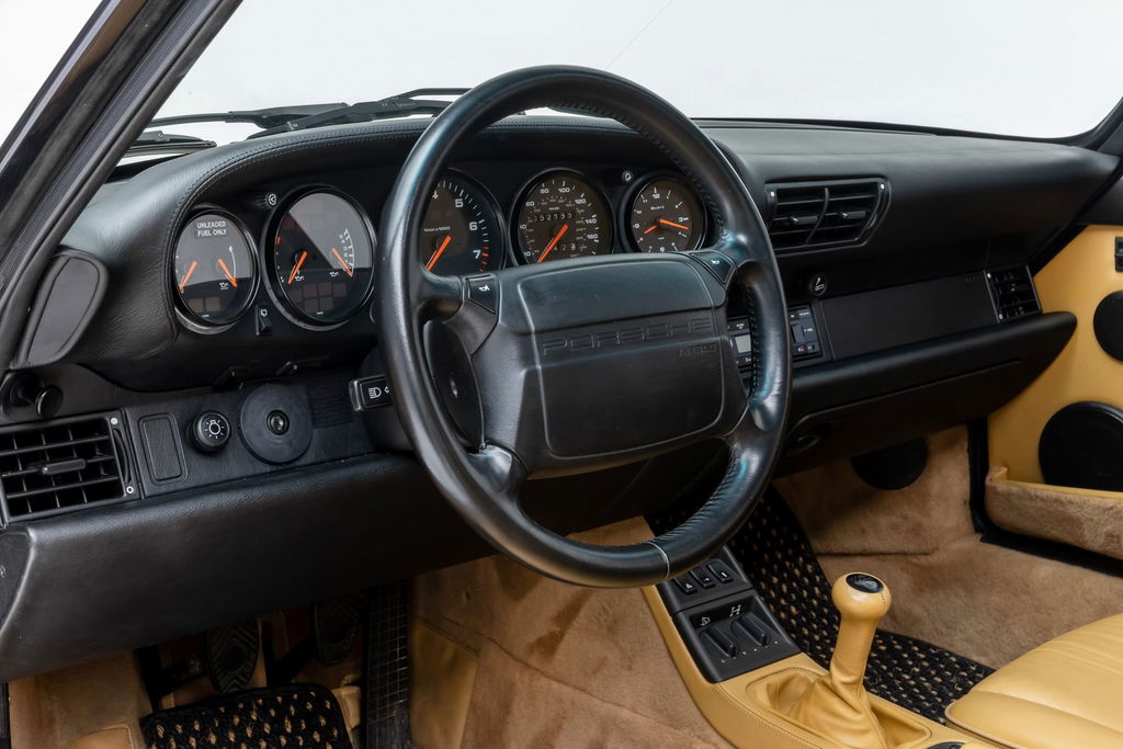 Porsche 964 Carrera 4