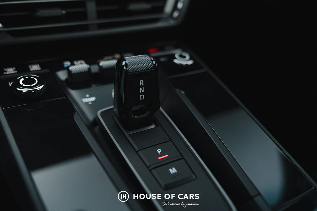 Porsche 992 Carrera T