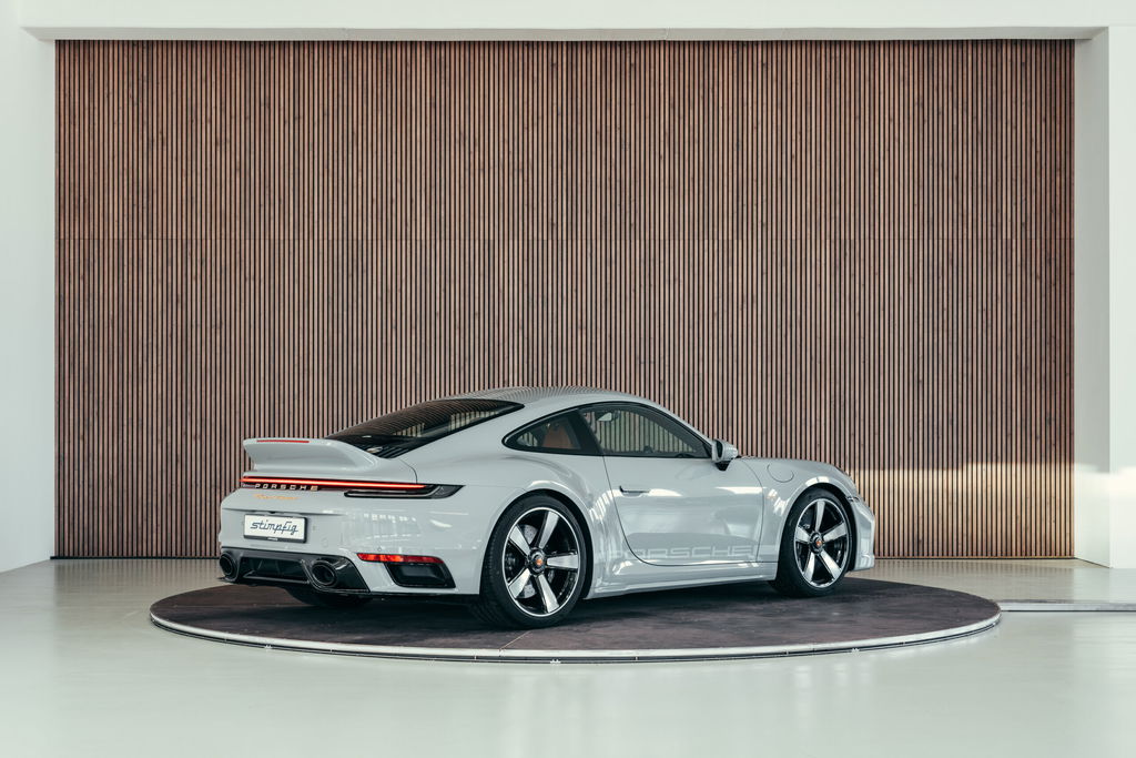 Porsche 992 Sport Classic