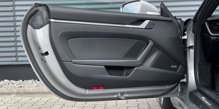 Porsche 992 Carrera S