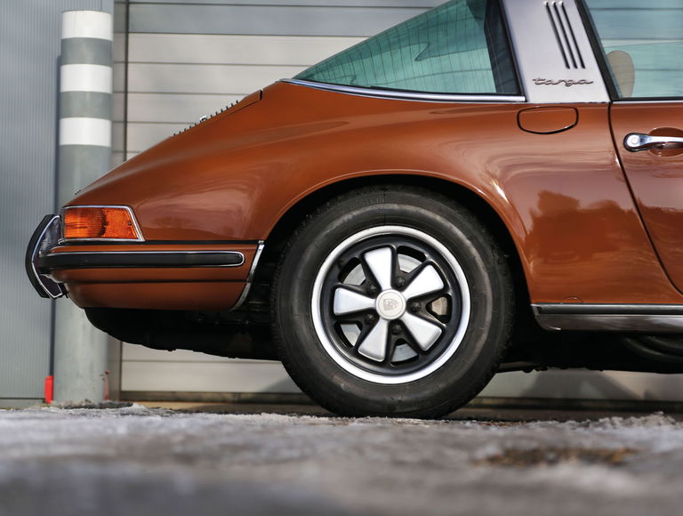 Porsche 911 T (US)