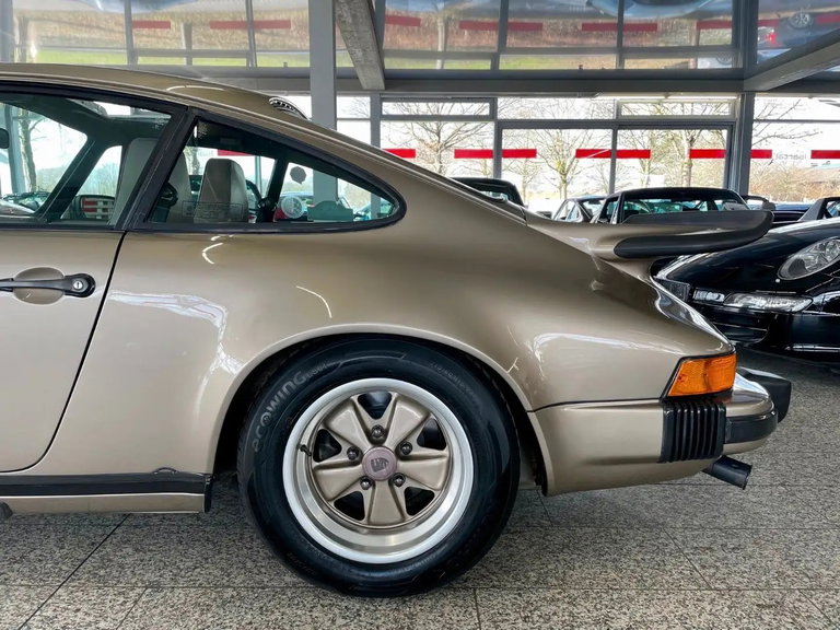 Porsche 911 SC (US)