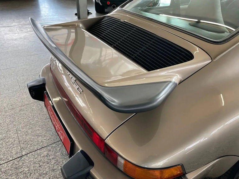 Porsche 911 SC (US)