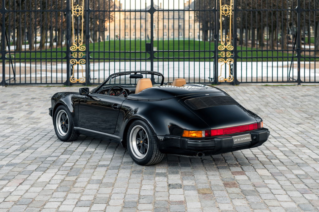 Porsche 911 Carrera 3.2 Speedster (US)