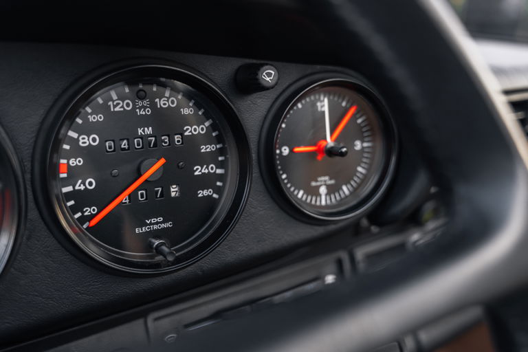 Porsche 911 Carrera 3.2 Speedster (US)