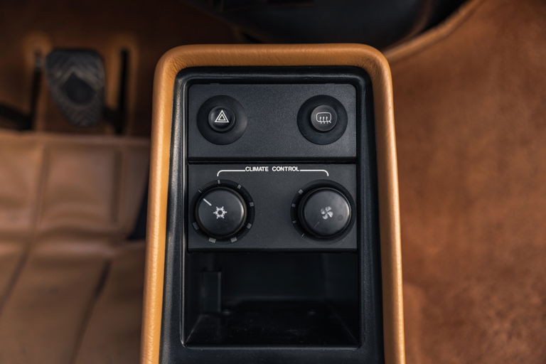 Porsche 911 Carrera 3.2 Speedster (US)