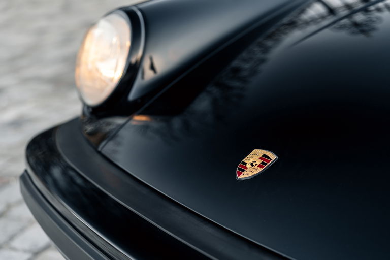 Porsche 911 Carrera 3.2 Speedster (US)