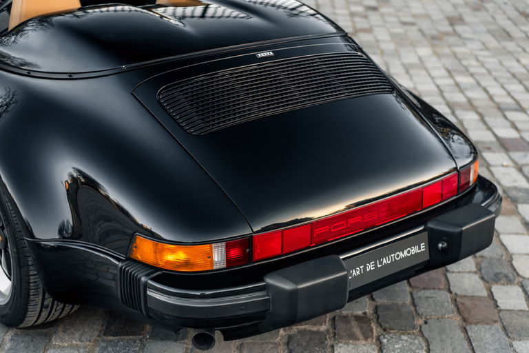 Porsche 911 Carrera 3.2 Speedster (US)