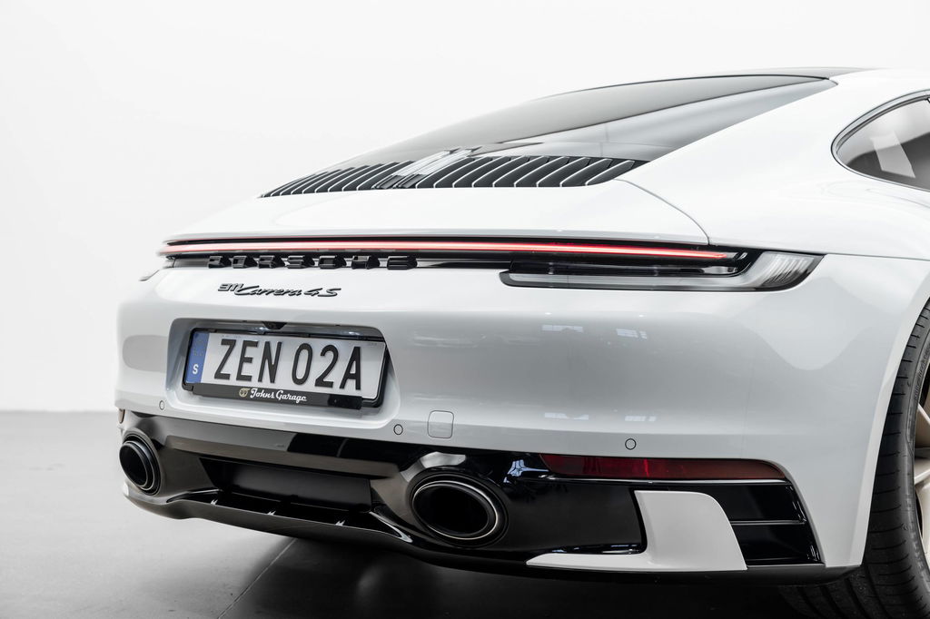 Porsche 992 Carrera 4S
