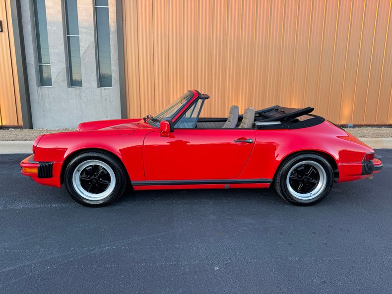 Porsche 911 Carrera 3.2 (US)