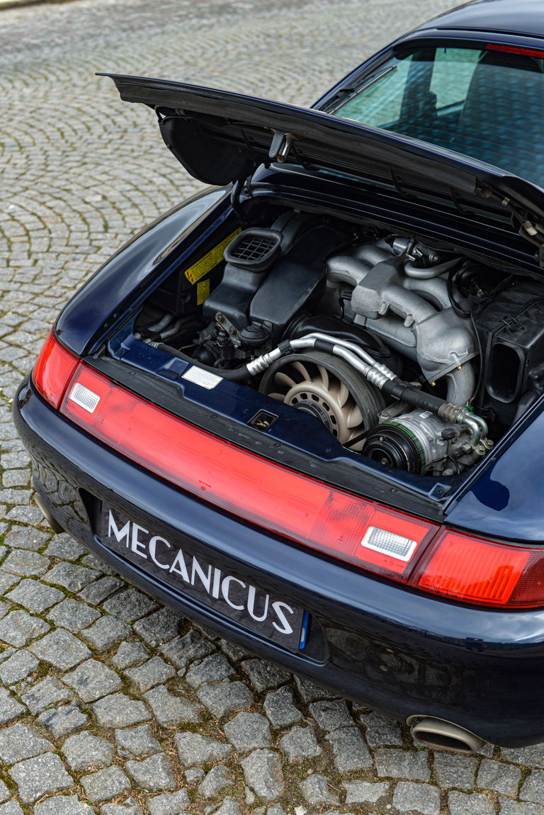 Porsche 993 Carrera 4S