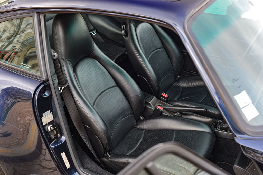Porsche 993 Carrera 4S