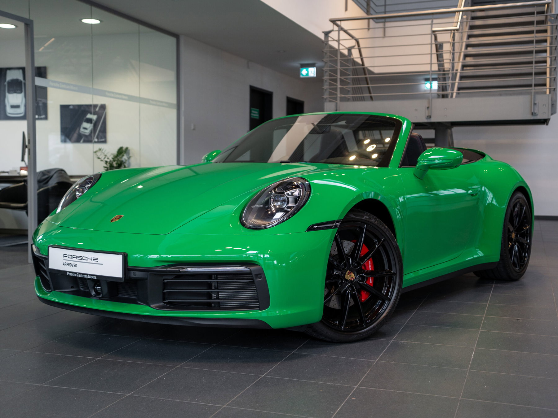 Porsche 992 Carrera S 2021 - elferspot.com - Marketplace for