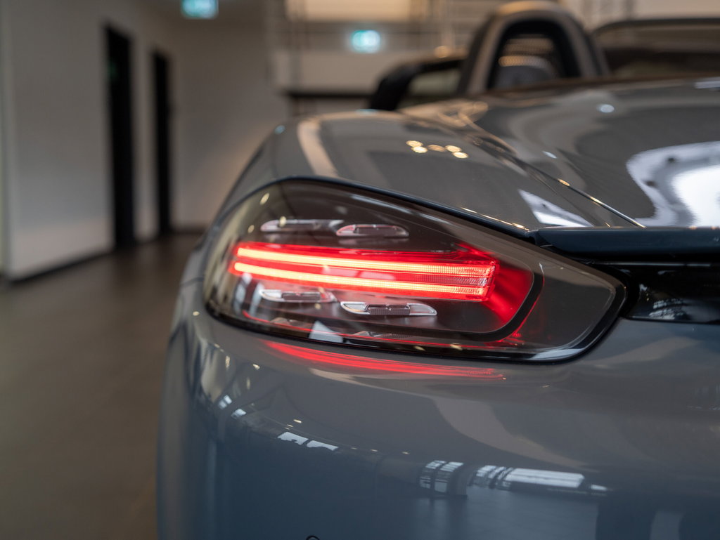Porsche 718 Boxster