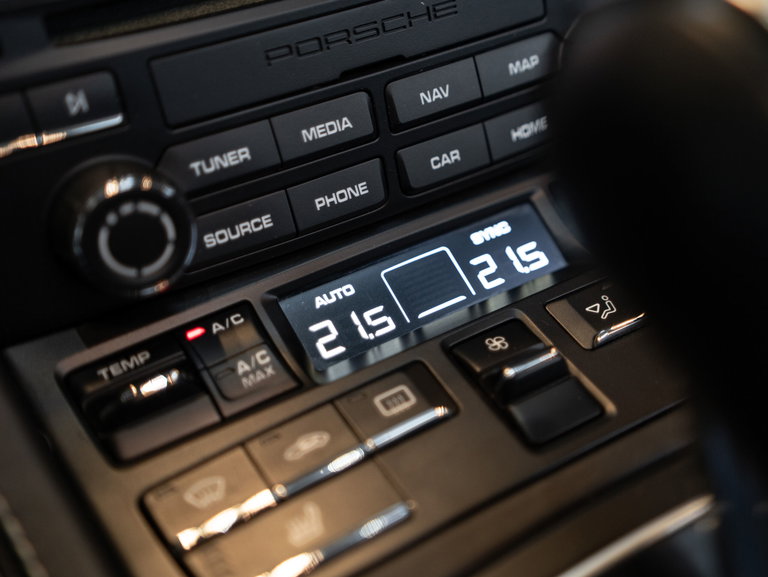 Porsche 718 Boxster