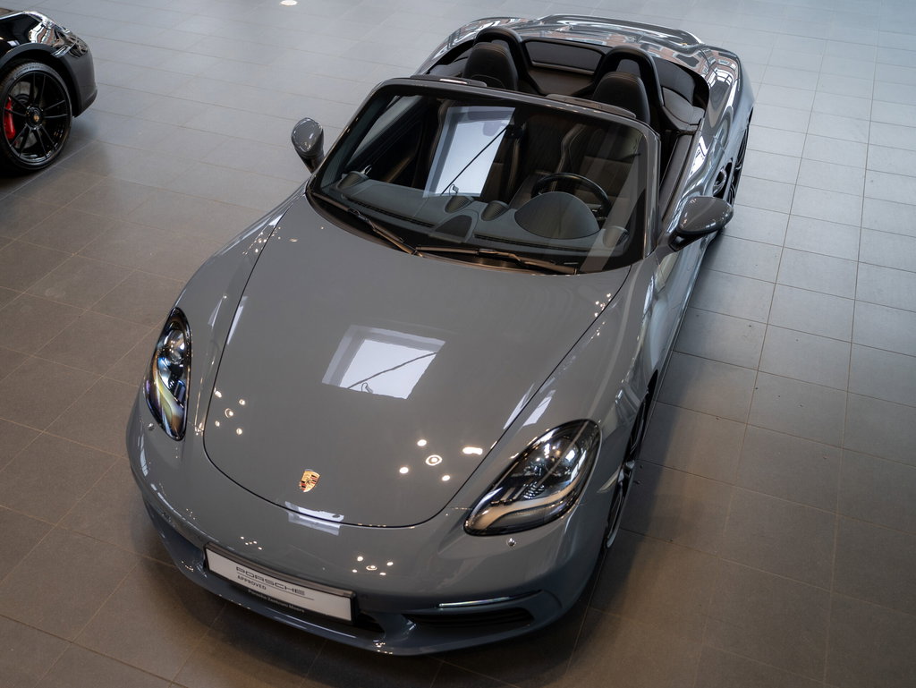 Porsche 718 Boxster