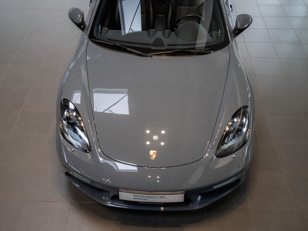 Porsche 718 Boxster