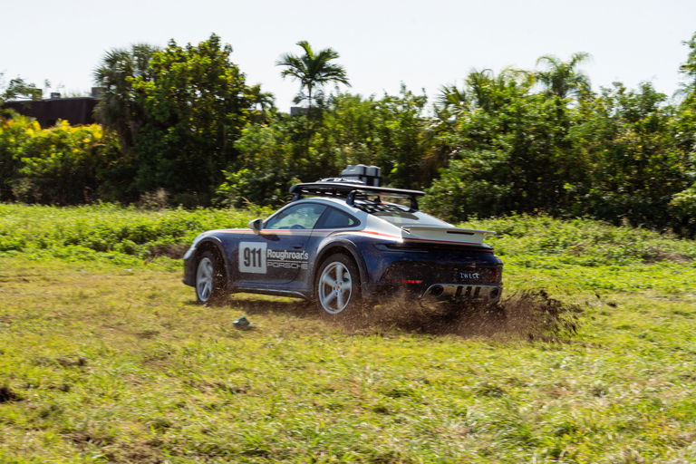 Porsche 911 Dakar