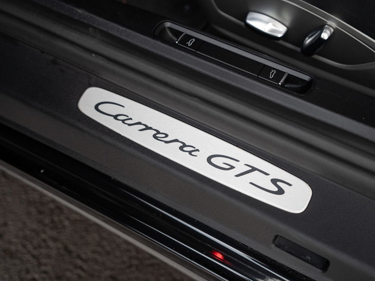 Porsche 991.2 Carrera GTS