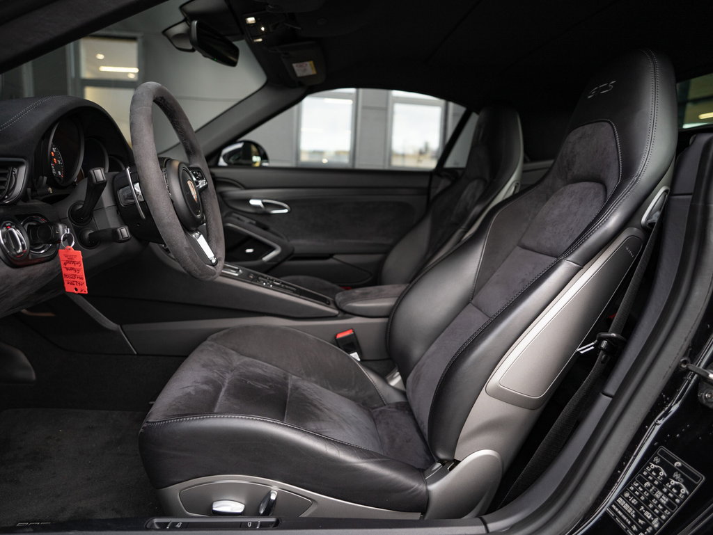 Porsche 991.2 Carrera GTS