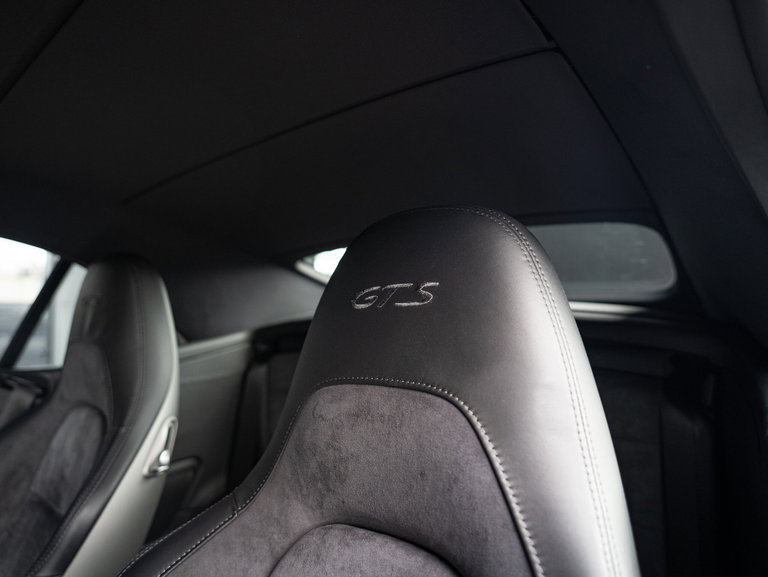 Porsche 991.2 Carrera GTS