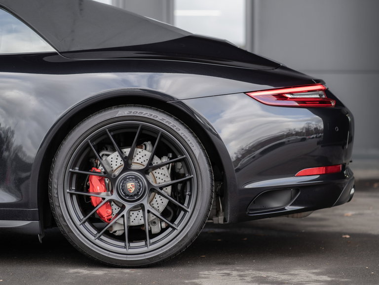 Porsche 991.2 Carrera GTS
