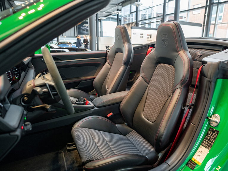 Porsche 992 Carrera S