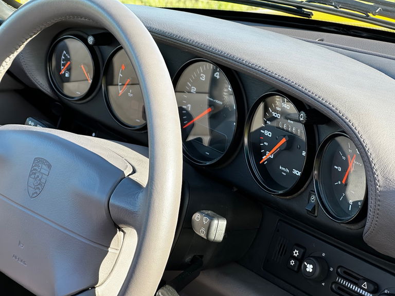 Porsche 993 Carrera