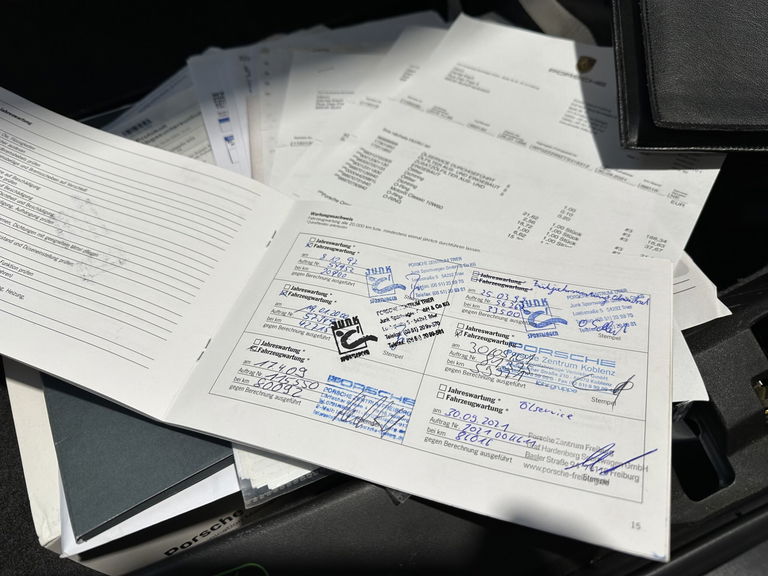 Porsche 993 Carrera 4S