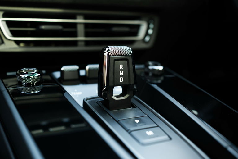 Porsche 992 Carrera 4 GTS