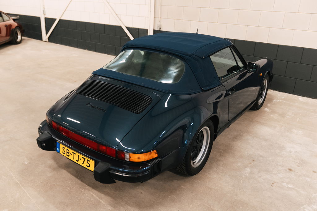 Porsche 911 Carrera 3.2