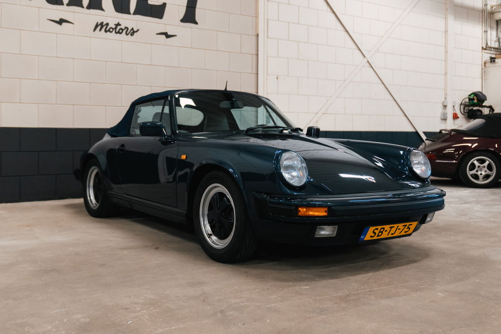 Porsche 911 Carrera 3.2