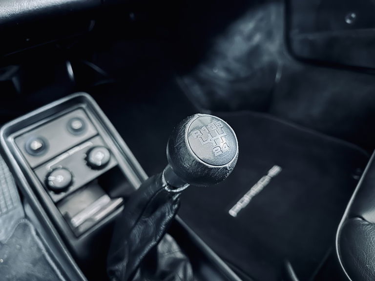 Porsche 911 Carrera 3.2 Speedster