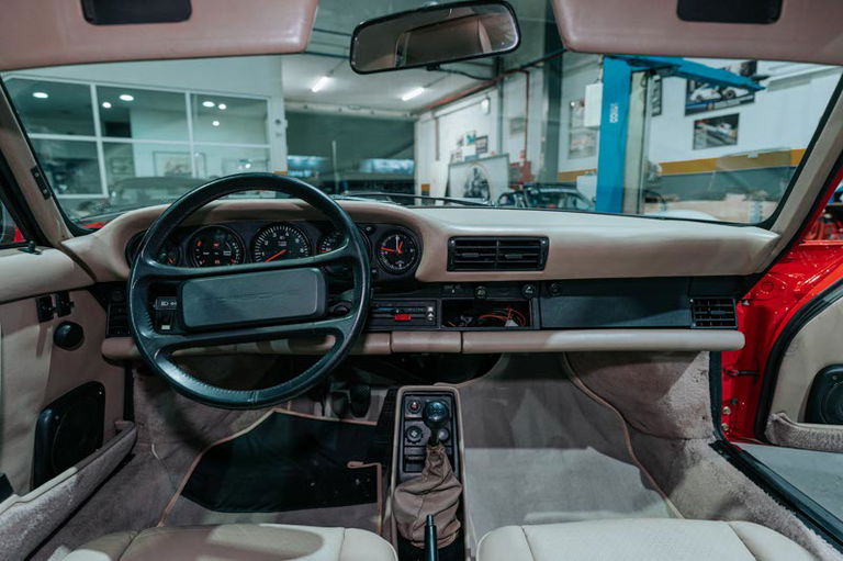 Porsche 911 Turbo 3.3