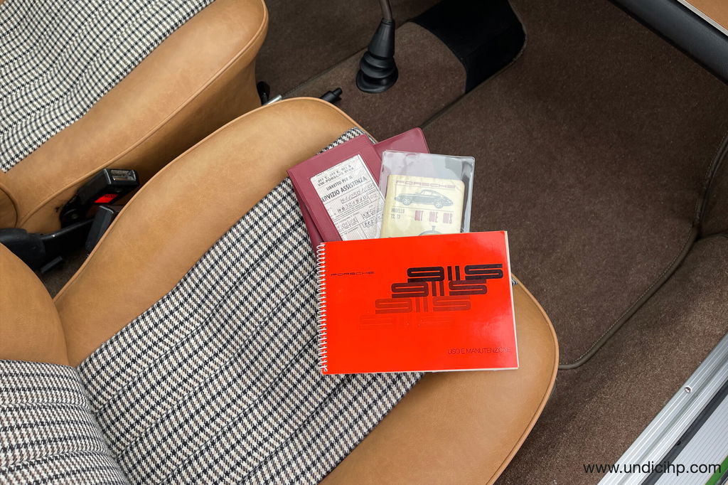 Porsche 911 S (F-Modell)