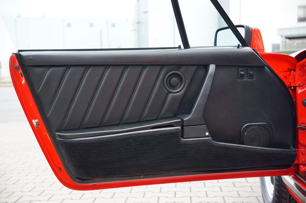 Porsche 911 SC