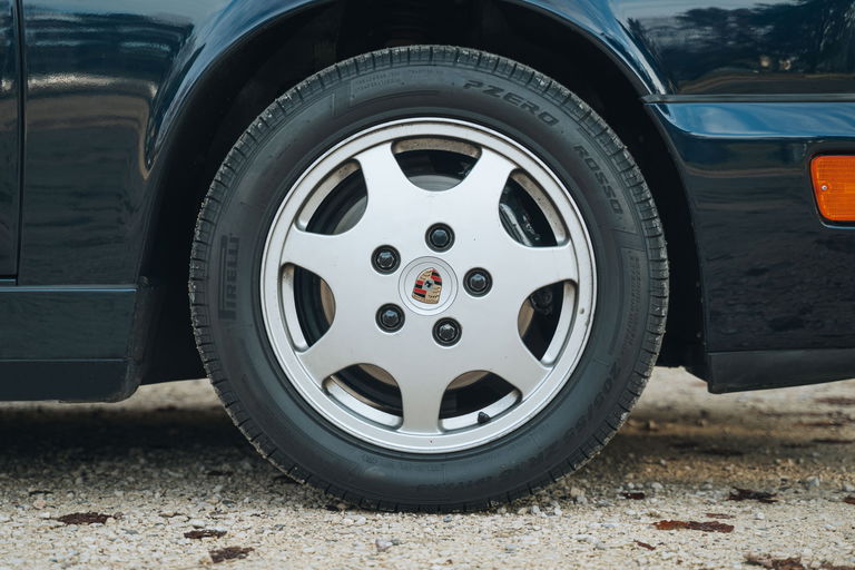 Porsche 964 Carrera 4