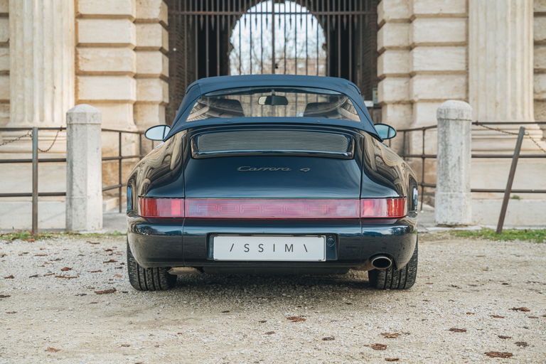 Porsche 964 Carrera 4