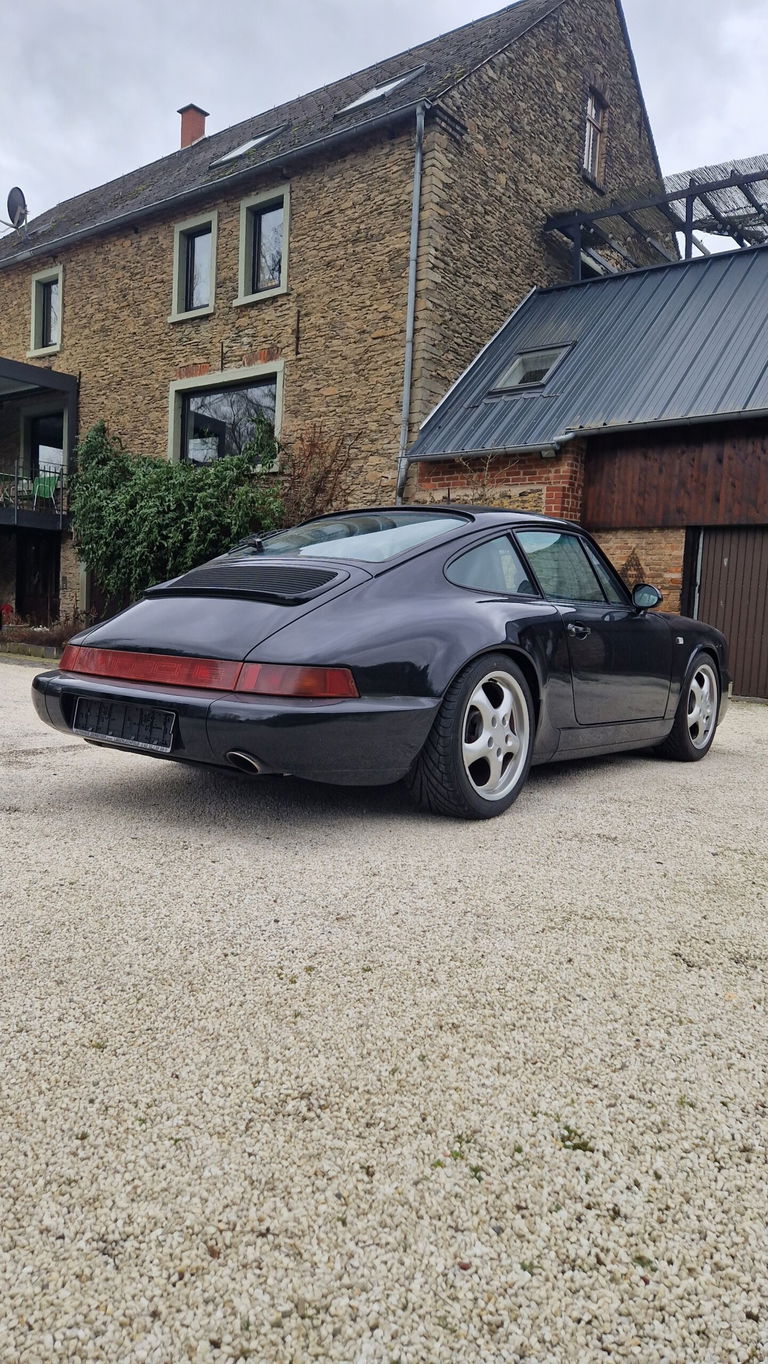Porsche 964 Carrera 4