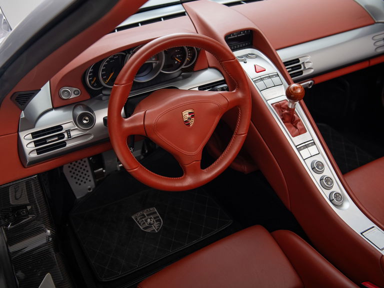 Porsche Carrera GT